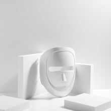 Load image into Gallery viewer, Eco Face Platinum LED Mask (Pearl White)