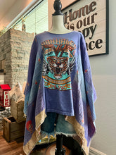 Load image into Gallery viewer, Butterfly Top “Van Halen”