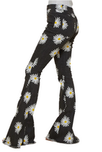 Load image into Gallery viewer, Daisy Dreamy Bells