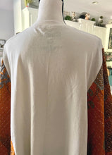 Load image into Gallery viewer, Butterfly Top “Twenty One Pilots