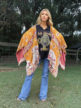 Load image into Gallery viewer, Butterfly Top “Def Leppard