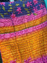 Load image into Gallery viewer, Butterfly Top “Def Leppard