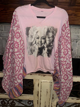 Load image into Gallery viewer, Butterfly Top “Dolly