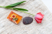 Load image into Gallery viewer, SUNFLOWER SOAP SLICE 5.5 oz.