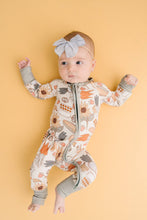 Load image into Gallery viewer, Farmers Market Bamboo Sleeper
