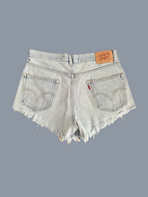 Load image into Gallery viewer, Upcycled Levi’s Short “Go Granny Go”
