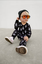 Load image into Gallery viewer, ✌🏻 skelly | bamboo pajamas
