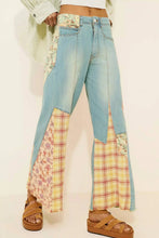 Load image into Gallery viewer, Relaxed Flare Patch Work Edition Jeans
