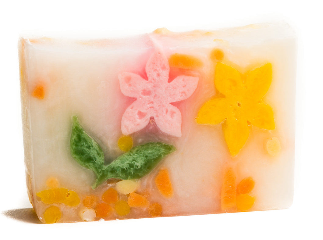 WHITE TEA & GINGER SOAP SLICE 5.5 oz.