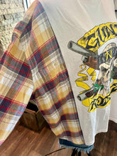 Load image into Gallery viewer, Rock-N-Plaid Top “Guns-n-Roses
