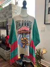 Load image into Gallery viewer, Butterfly Top “ The Doors
