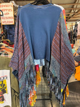 Load image into Gallery viewer, Butterfly Top “Smashing Pumpkins Fringed
