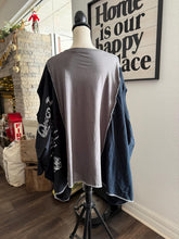 Load image into Gallery viewer, Triple Threat Poncho “Mash UP
