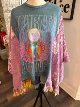 Load image into Gallery viewer, Butterfly Top “Journey Fringed
