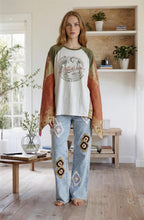 Load image into Gallery viewer, Butterfly Top “The Rolling Stones Kantha Sleeves Poncho
