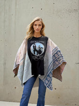 Load image into Gallery viewer, Butterfly Top “Fleetwood Mac
