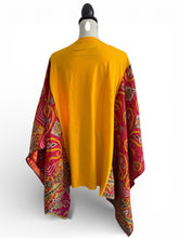 Load image into Gallery viewer, Butterfly Top “Aerosmith Kantha Sleeves Poncho
