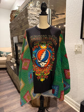 Load image into Gallery viewer, Butterfly Top “Grateful Dead Kantha Sleeves Poncho
